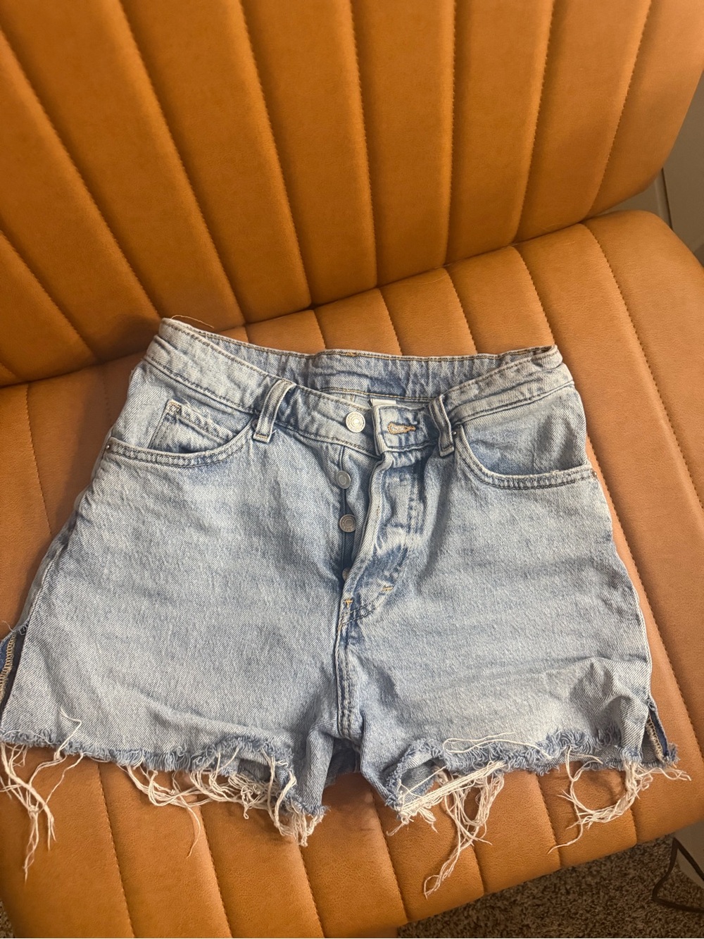 H&M Light Wash Denim Cutoff Shorts - Women
